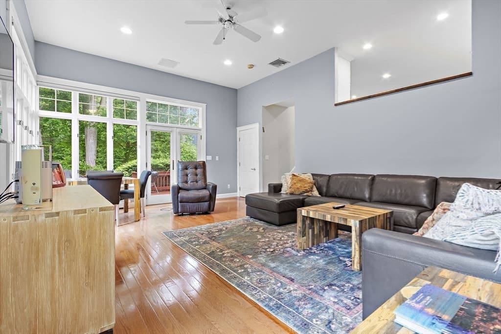 145 Meadowbrook Rd, Needham MA 02492 photo 16