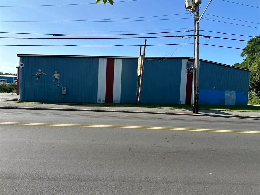 Commercial Sale at 424 Nash Rd, New Bedford MA 02746, New Bedford, photo 2 of 3