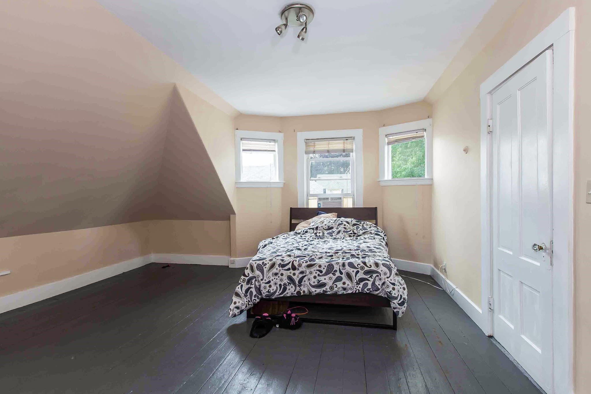 2 Family - 2 Units Side by Side at 25-27 Parsons St, Boston MA 02135, photo 40 of 42