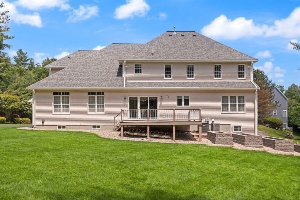 Single Family Residence at 18 Terrapin Ln, Sharon MA 02067, Sharon, photo 31 of 39