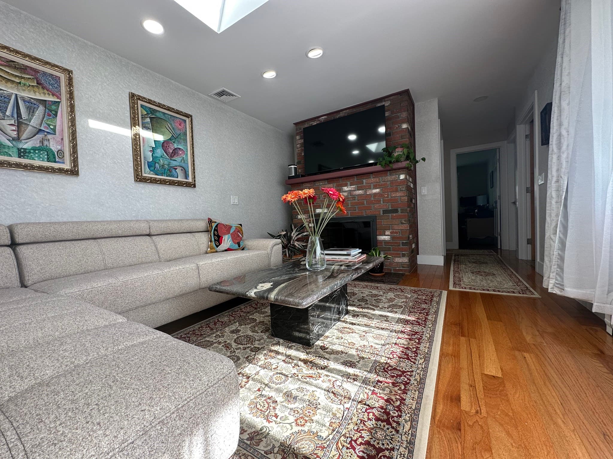 Single Family Residence at 17 Pioneer Drive, Longmeadow MA 01106, photo 13 of 31