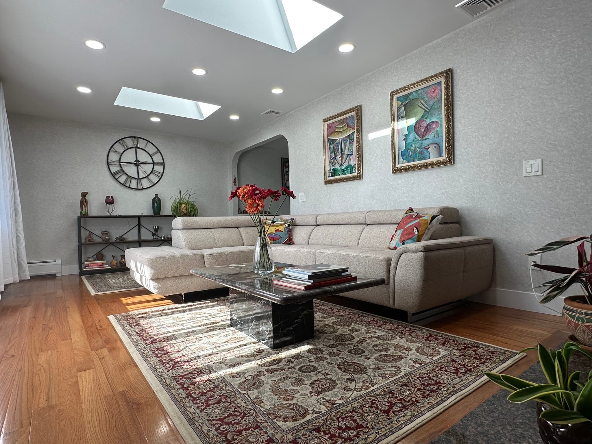 Single Family Residence at 17 Pioneer Drive, Longmeadow MA 01106, photo 12 of 31