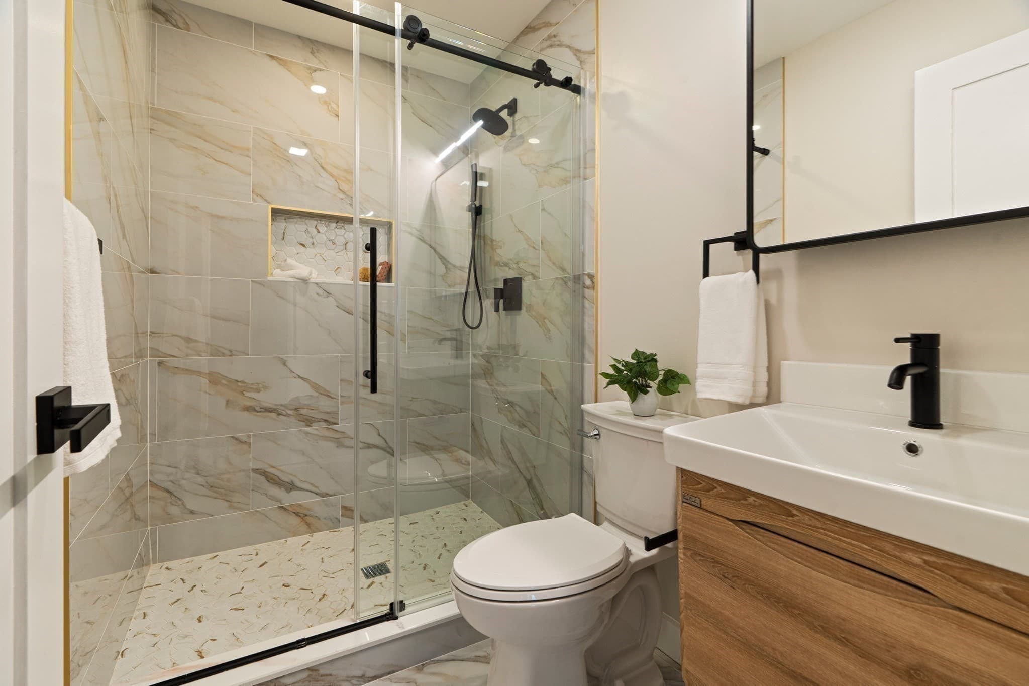 Condominium at 16 Yale Terrace # 1, Boston MA 02130, photo 10 of 20