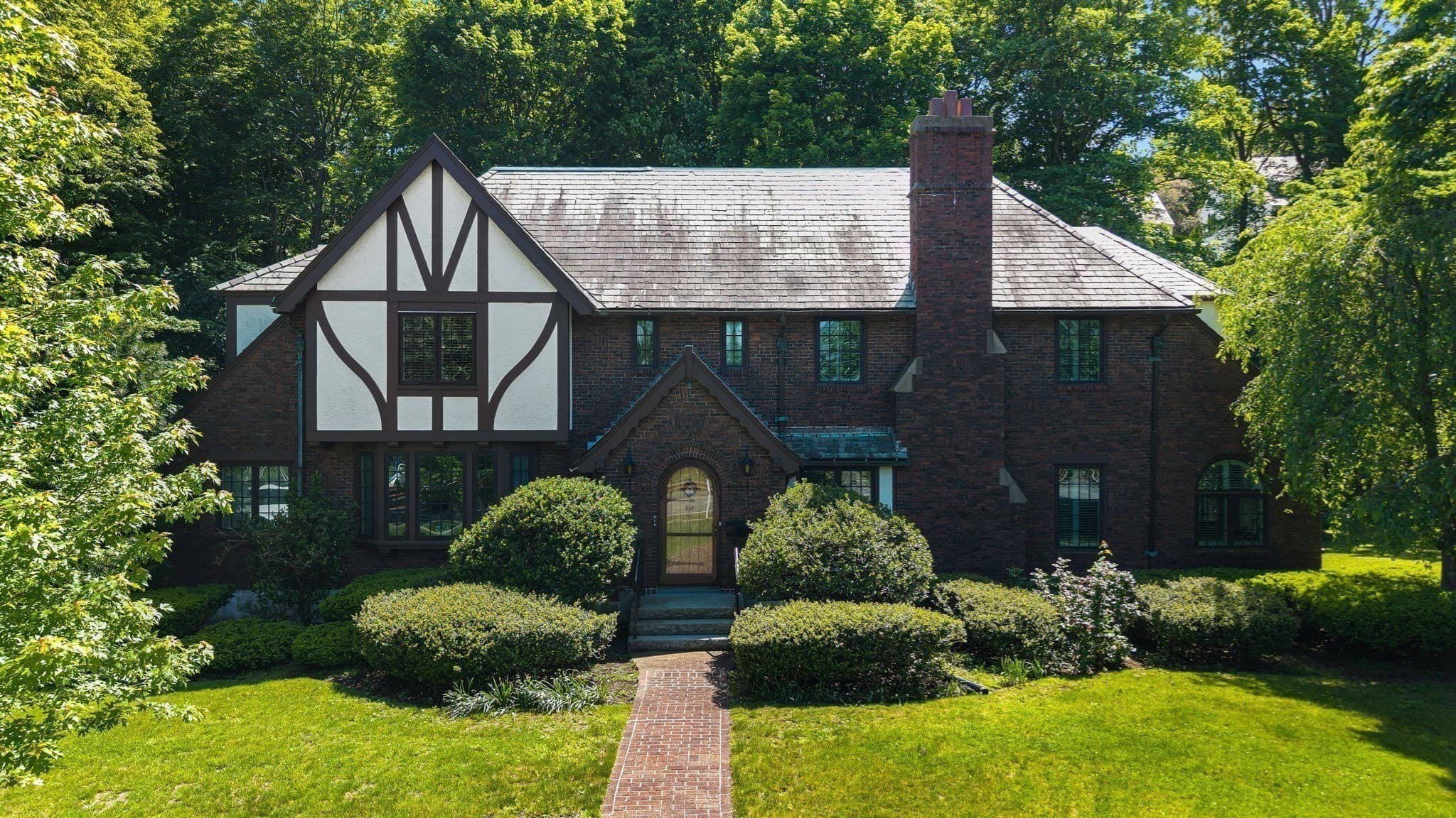 Single Family Residence at 518 Newton St, Brookline MA 02467, photo 41 of 42