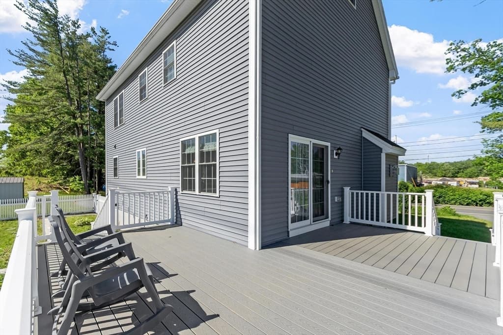 1016 Whipple Rd, Tewksbury MA 01876 photo 3