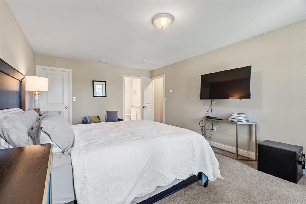1016 Whipple Rd, Tewksbury MA 01876 photo 32
