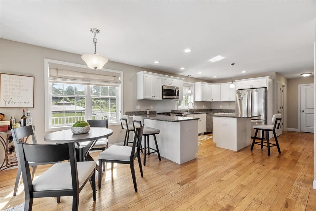 1016 Whipple Rd, Tewksbury MA 01876 photo 15
