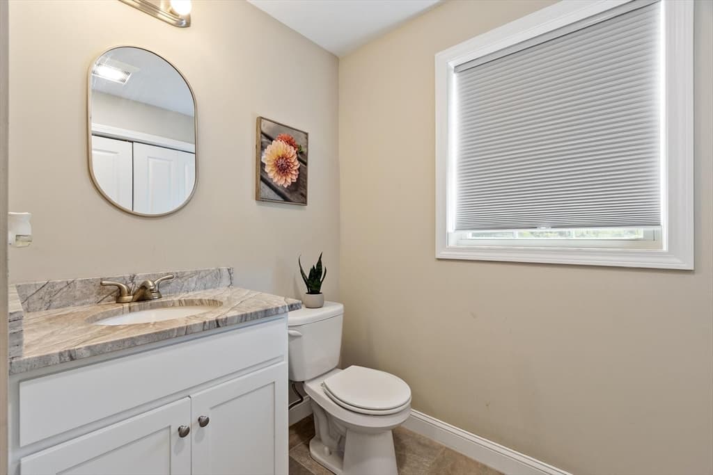 1016 Whipple Rd, Tewksbury MA 01876 photo 25