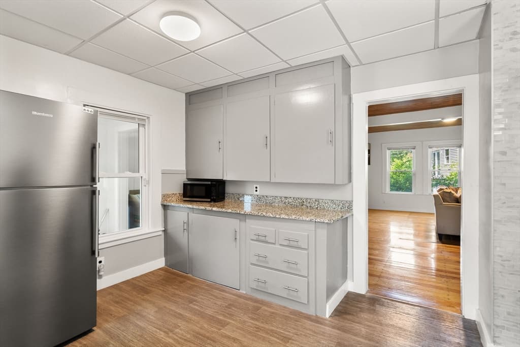Single Family Residence at 13 Highland Rd, Middleton MA 01949, Middleton, photo 5 of 28