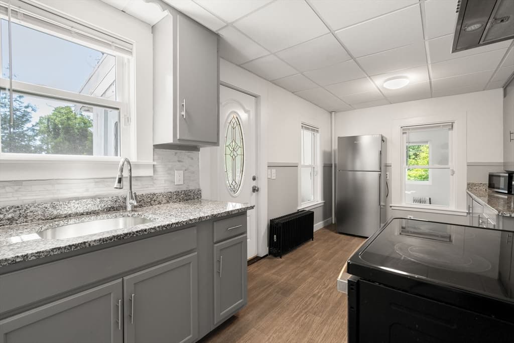 Single Family Residence at 13 Highland Rd, Middleton MA 01949, Middleton, photo 9 of 28