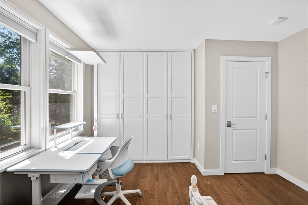 Single Family Residence at 142 Edinboro St, Newton MA 02460, Newton, photo 27 of 40