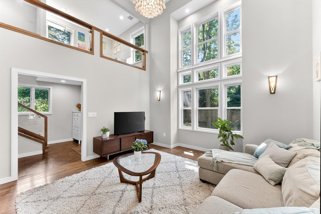 Single Family Residence at 142 Edinboro St, Newton MA 02460, Newton, photo 3 of 40