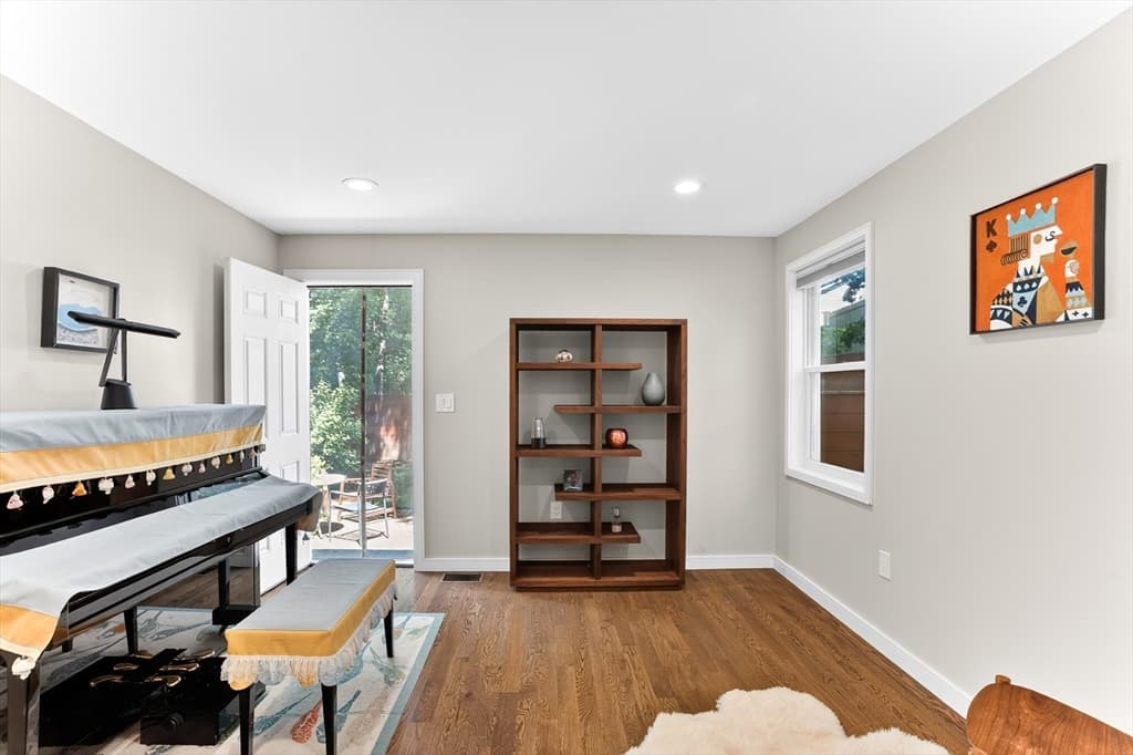 Single Family Residence at 142 Edinboro St, Newton MA 02460, Newton, photo 14 of 40