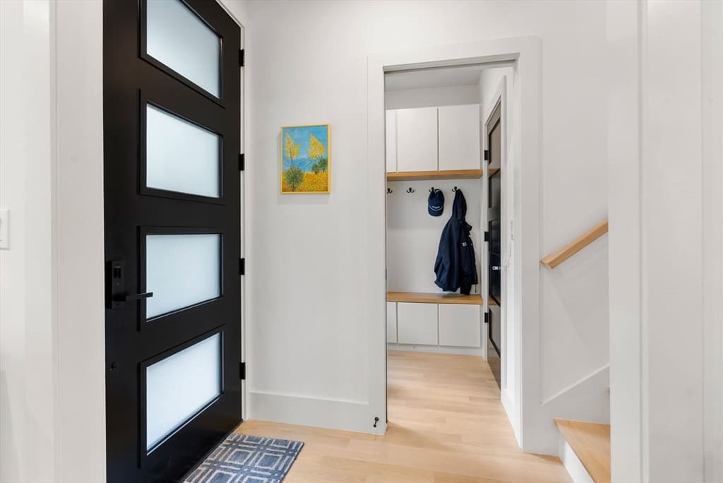 Single Family Residence at 1242 Beacon St, Newton MA 02468, Newton, photo 9 of 28