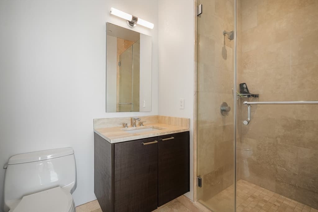 Condominium at 1 Franklin Street # 4802, Boston MA 02110, photo 23 of 42