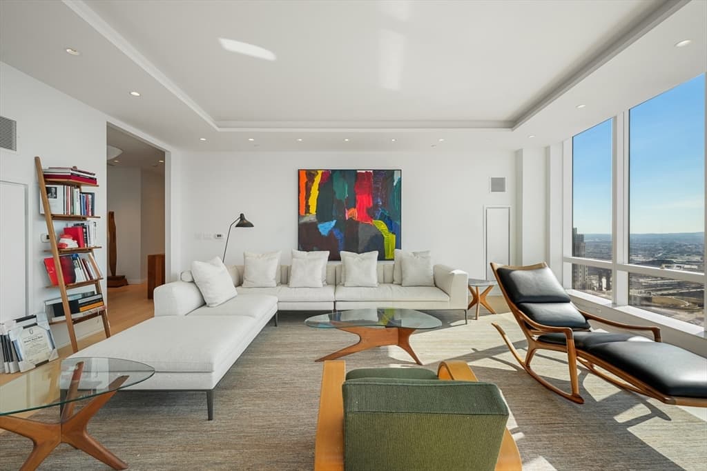 Condominium at 1 Franklin Street # 4802, Boston MA 02110, photo 4 of 42
