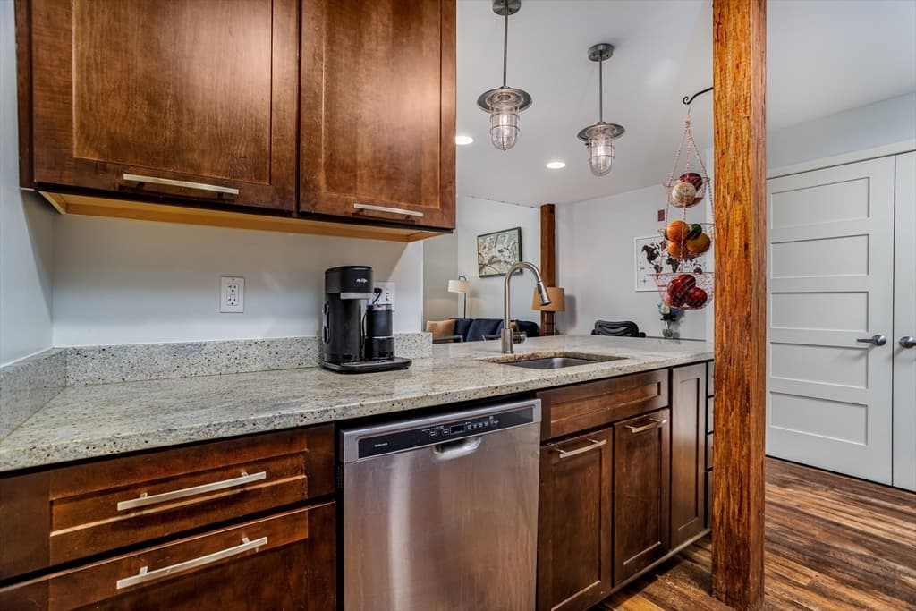 48 Water St # 405, Worcester MA 01604 photo 3