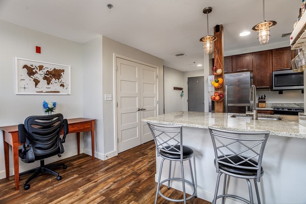 48 Water St # 405, Worcester MA 01604 photo 5
