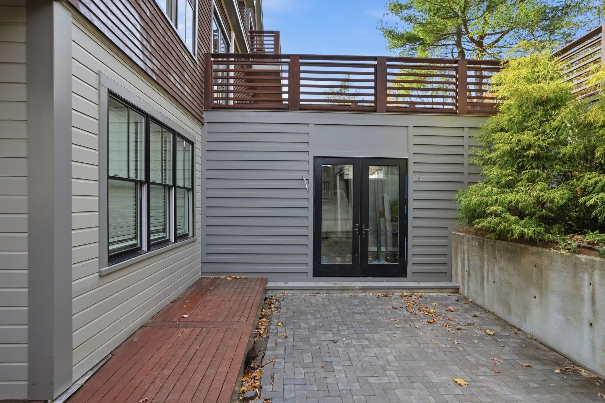 Condominium at 24 Sigourney St # 2, Boston MA 02130, photo 4 of 42