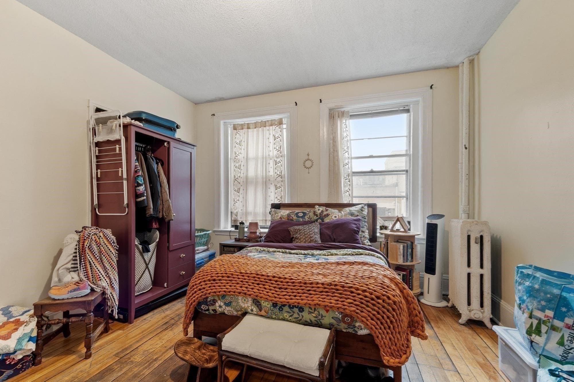 Condominium at 16 Glenville Ave # 1, Boston MA 02134, photo 13 of 18