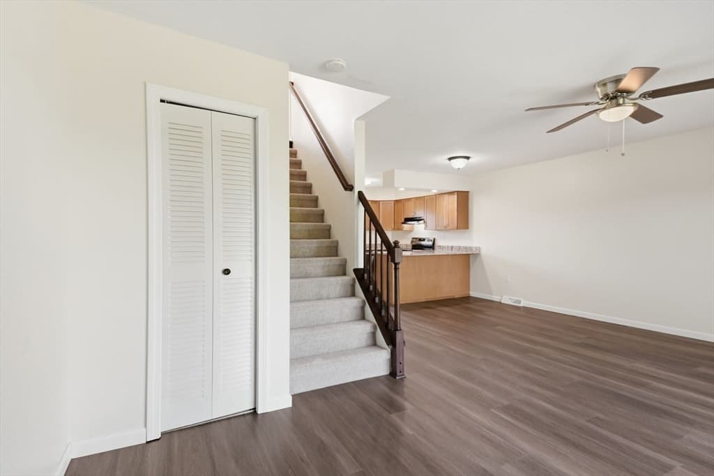 Condominium at 117 Beekman Drive # 117, Agawam MA 01001, photo 17 of 40