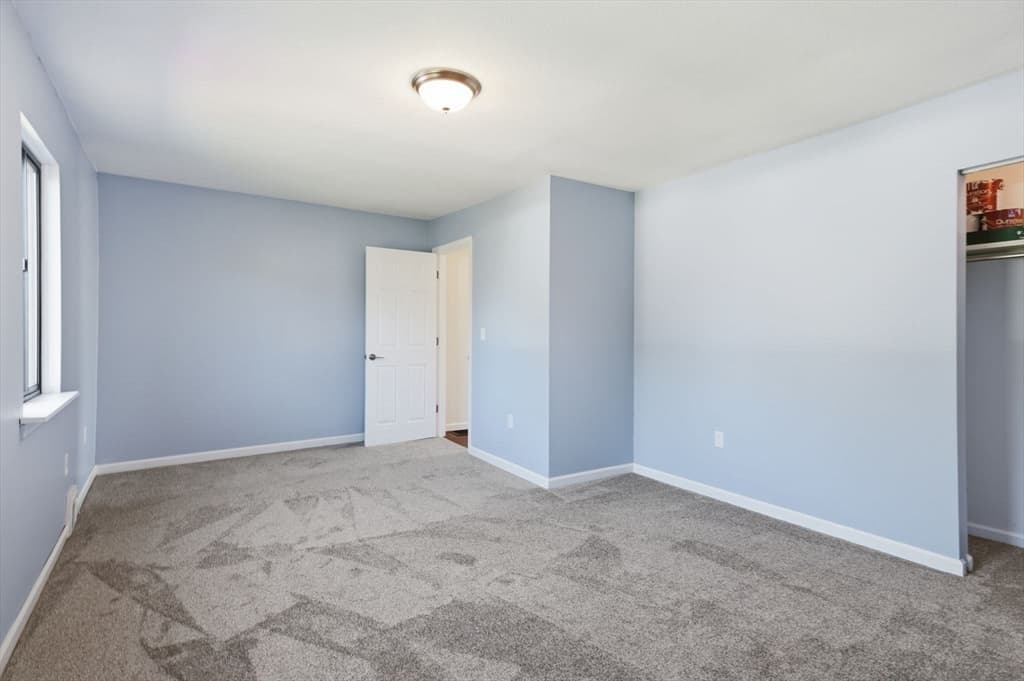 Condominium at 117 Beekman Drive # 117, Agawam MA 01001, photo 28 of 40