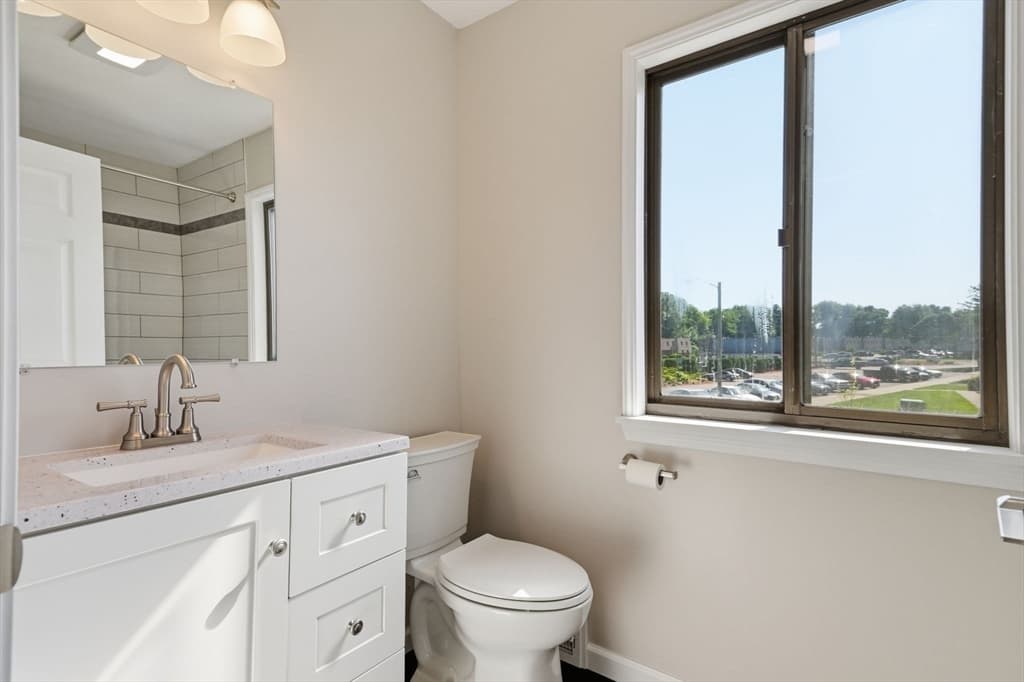 Condominium at 117 Beekman Drive # 117, Agawam MA 01001, photo 19 of 40
