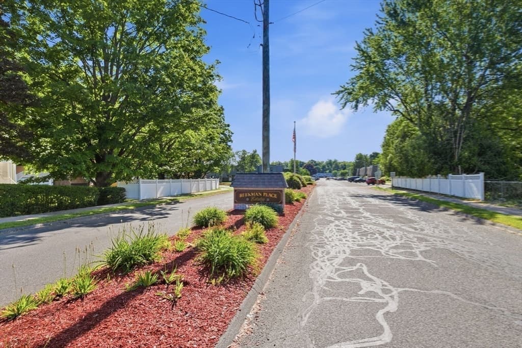 Condominium at 117 Beekman Drive # 117, Agawam MA 01001, photo 39 of 40