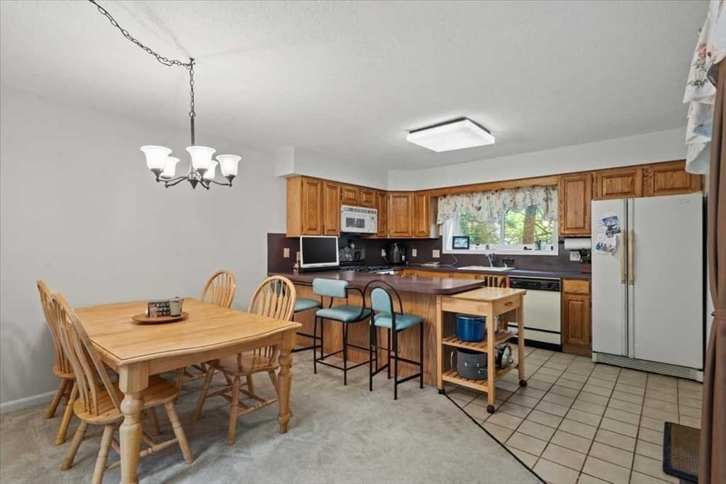 254 Captain Eames Cir # 254, Ashland MA 01721 photo 15