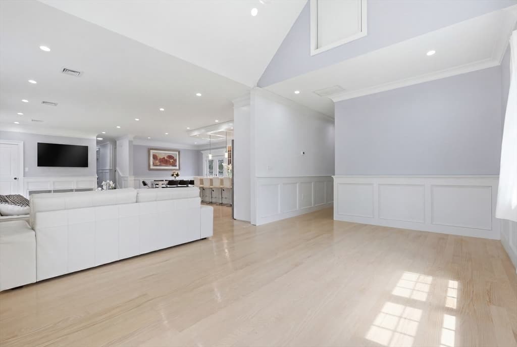 52 Ridgewood Rd, Milton MA 02186 photo 13
