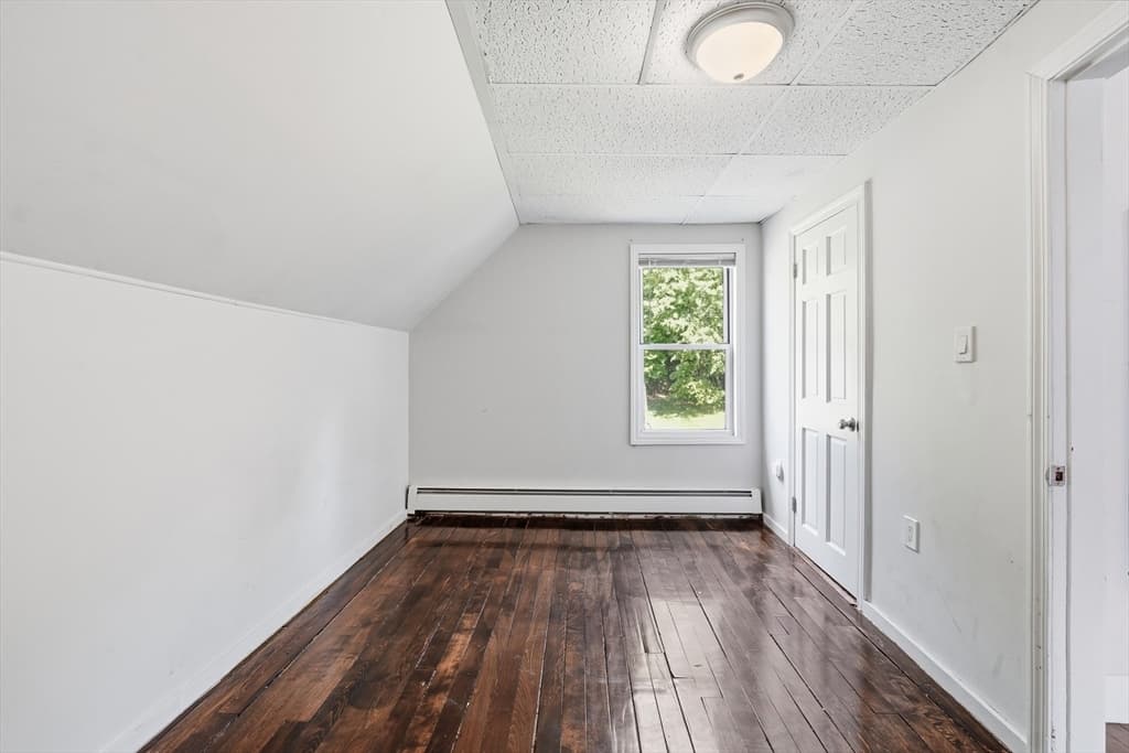 Single Family Residence at 68 Brooks St, Worcester MA 01606, photo 17 of 23