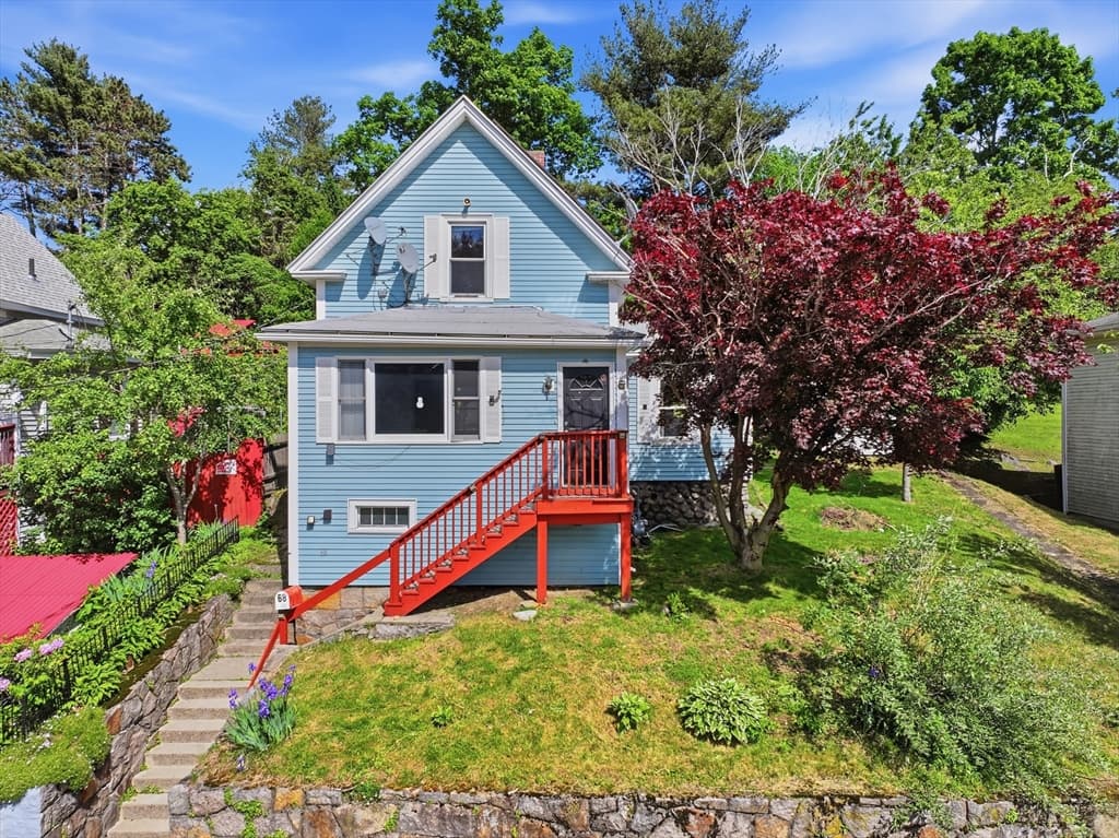 68 Brooks St, Worcester MA 01606