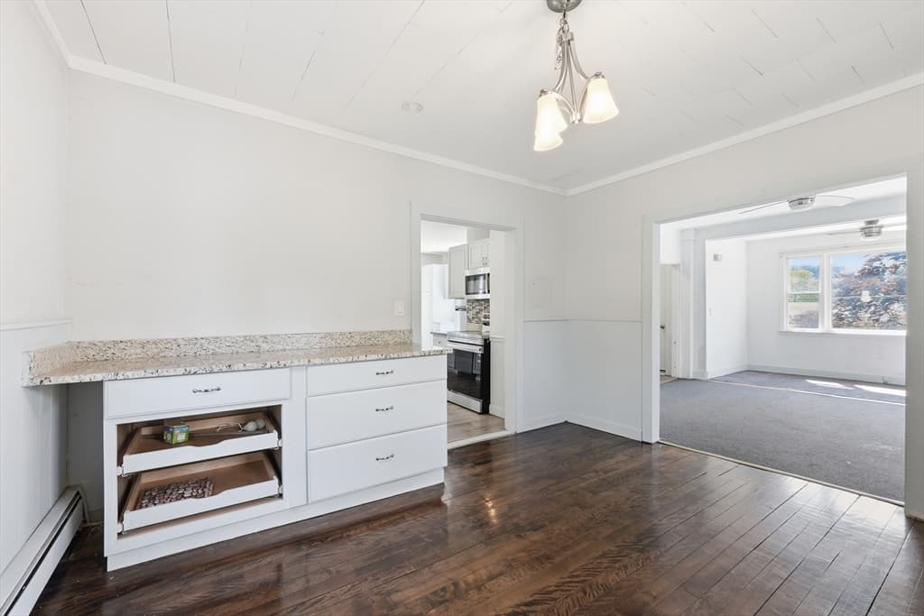 Single Family Residence at 68 Brooks St, Worcester MA 01606, photo 9 of 23