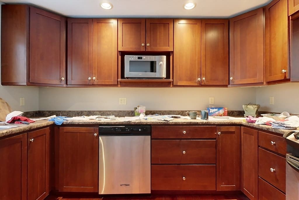 Single Family Residence at 113 West St, Pepperell MA 01463, Pepperell, photo 4 of 35
