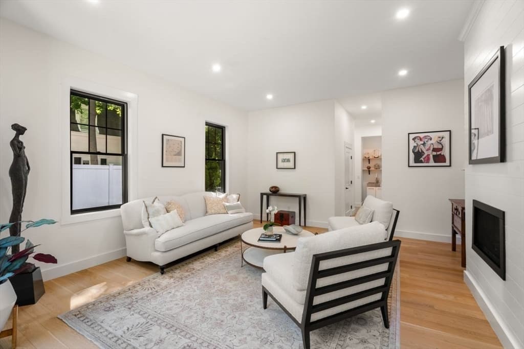 283 Walnut Street, Wellesley MA 02481 photo 17
