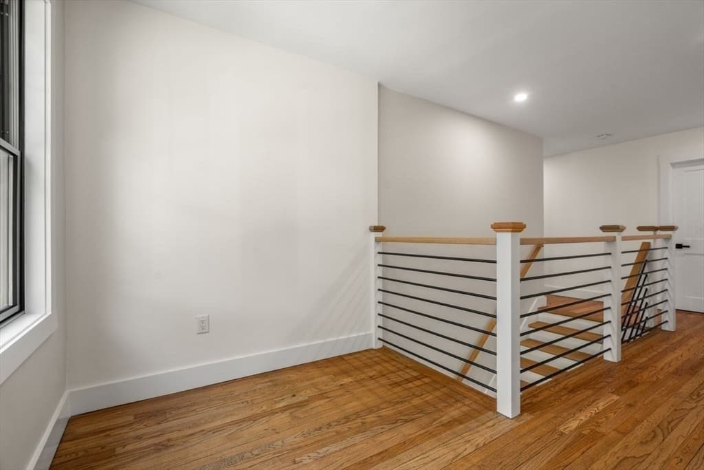 283 Walnut Street, Wellesley MA 02481 photo 30
