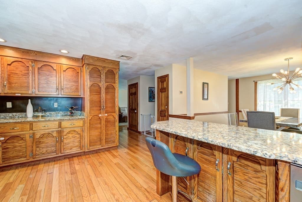 Single Family Residence at 11 Balmoral Drive, Methuen MA 01844, Methuen, photo 6 of 41