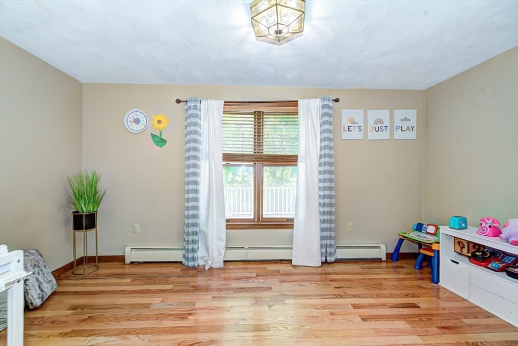 Single Family Residence at 11 Balmoral Drive, Methuen MA 01844, Methuen, photo 15 of 41