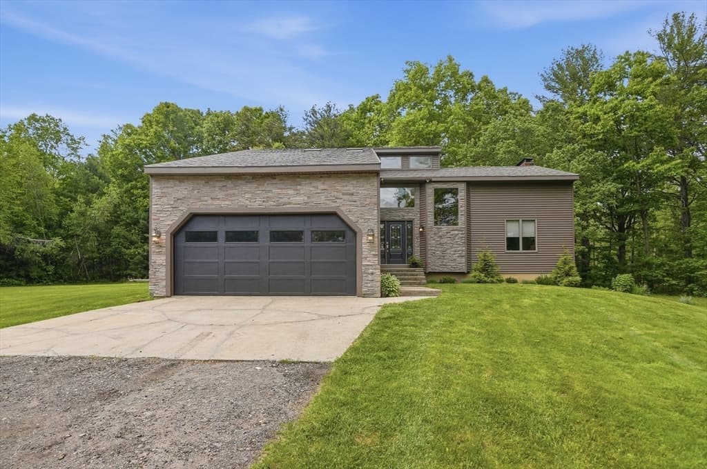 Single Family Residence at 775 East Hill Road, Oakham MA 01068, Oakham, photo 6 of 42