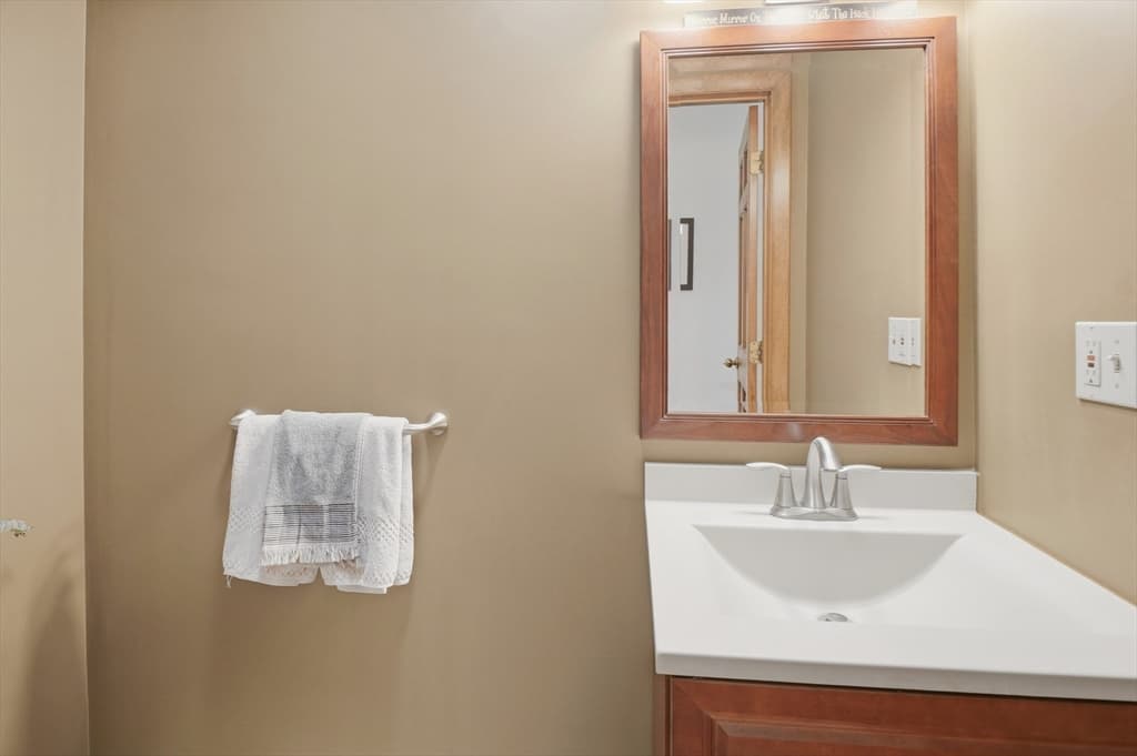 Single Family Residence at 775 East Hill Road, Oakham MA 01068, Oakham, photo 36 of 42