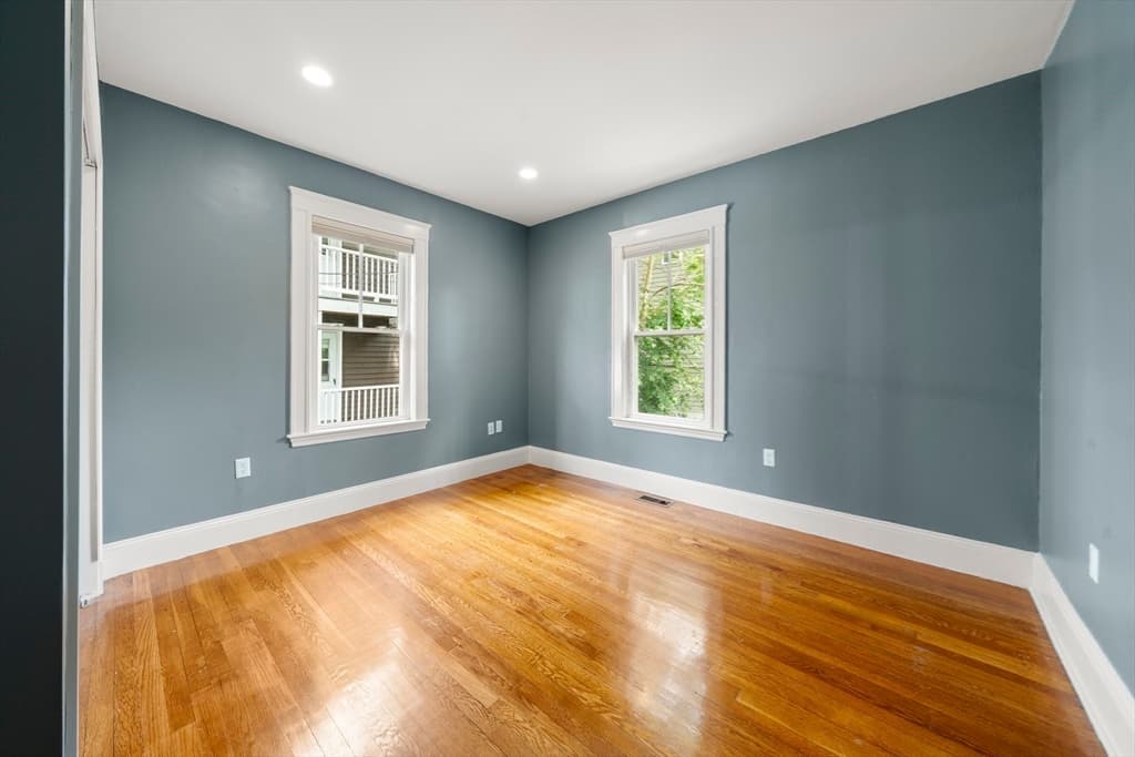 Condominium at 772 Centre Street # 2, Boston MA 02130, photo 16 of 36