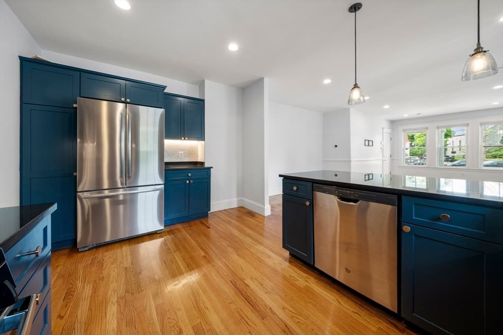 Condominium at 772 Centre Street # 2, Boston MA 02130, photo 11 of 36