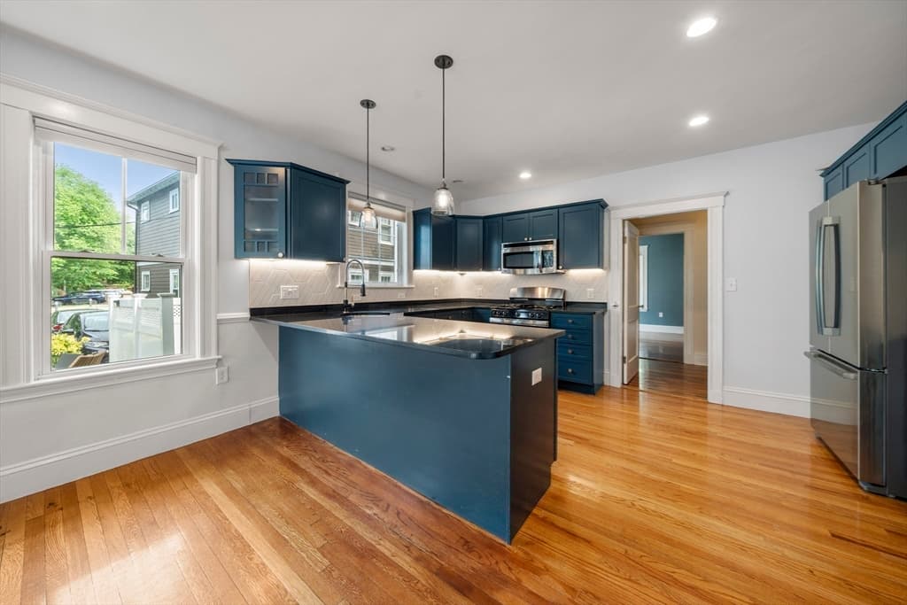 Condominium at 772 Centre Street # 2, Boston MA 02130, photo 8 of 36