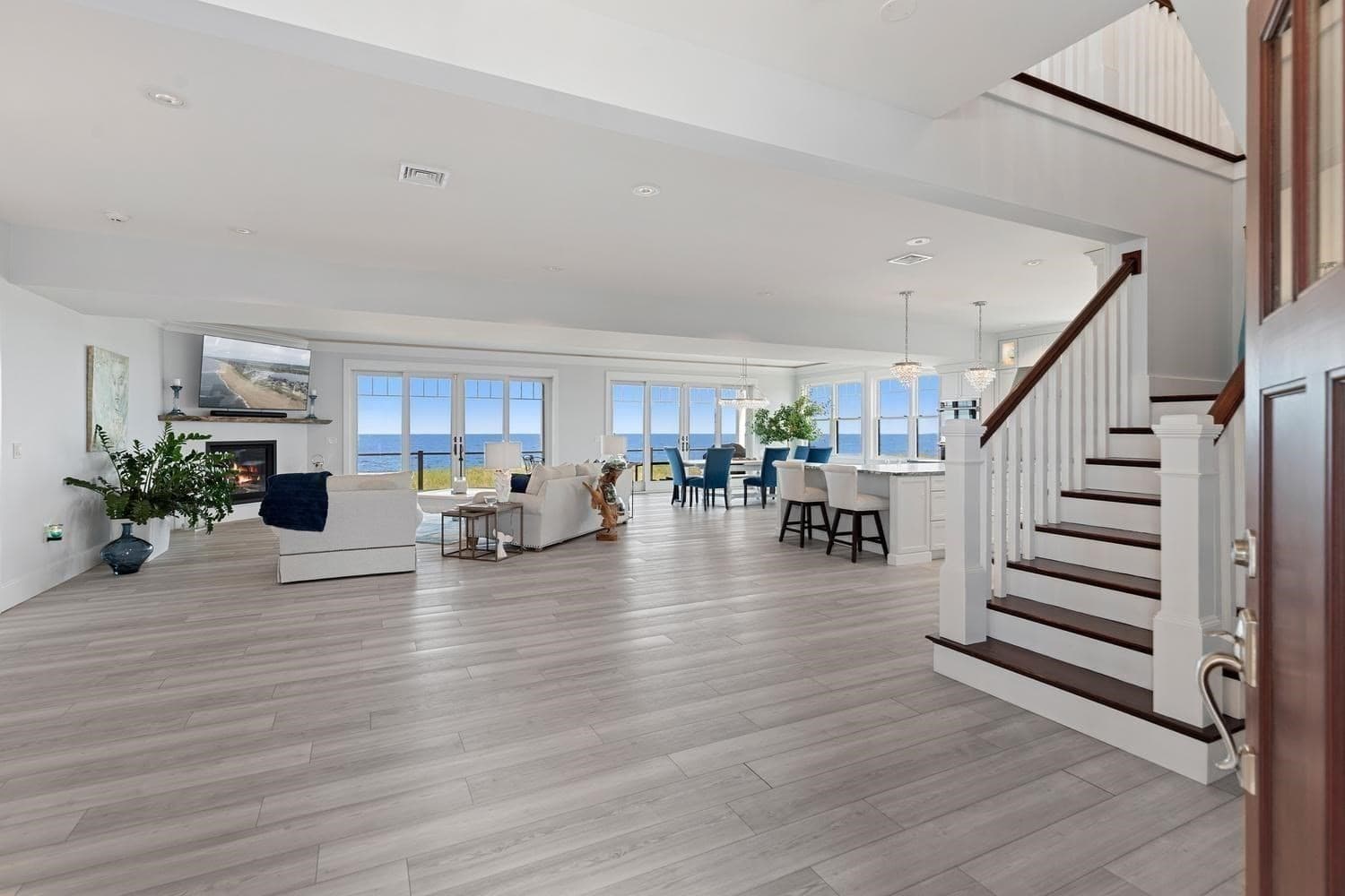 Single Family Residence at 4 35th St, Newbury MA 01951, photo 6 of 42