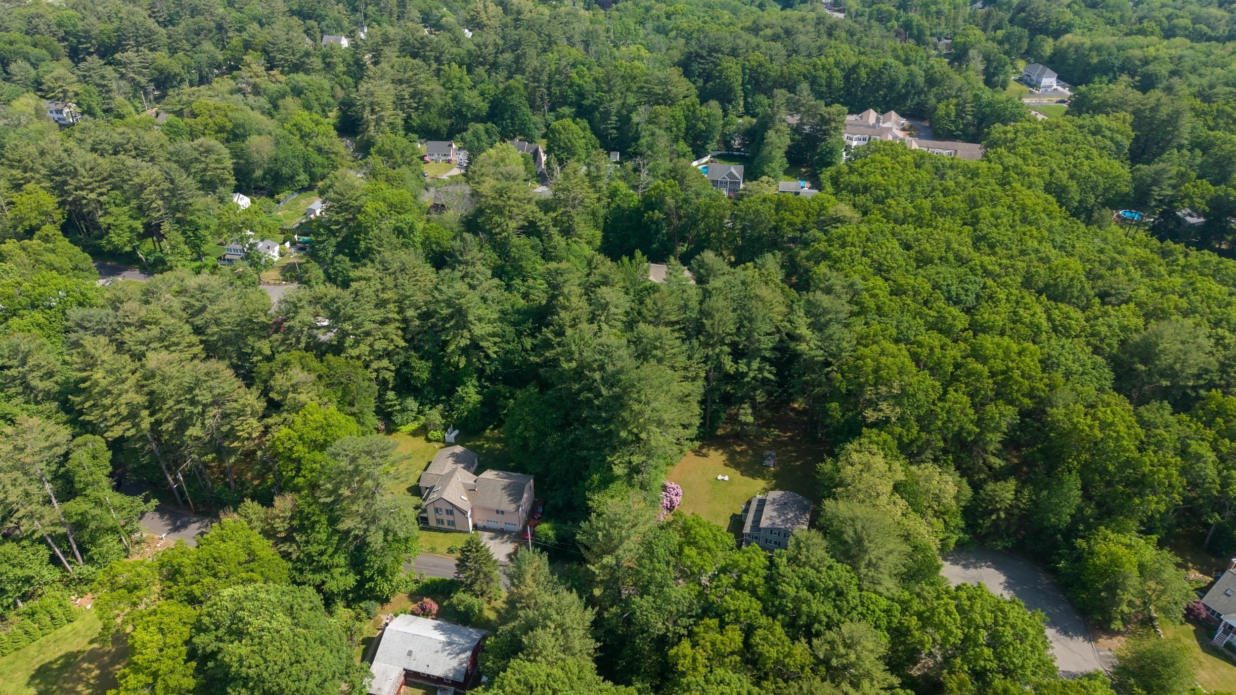 Residential at 29 Lee Rd, North Reading MA 01864, photo 13 of 18