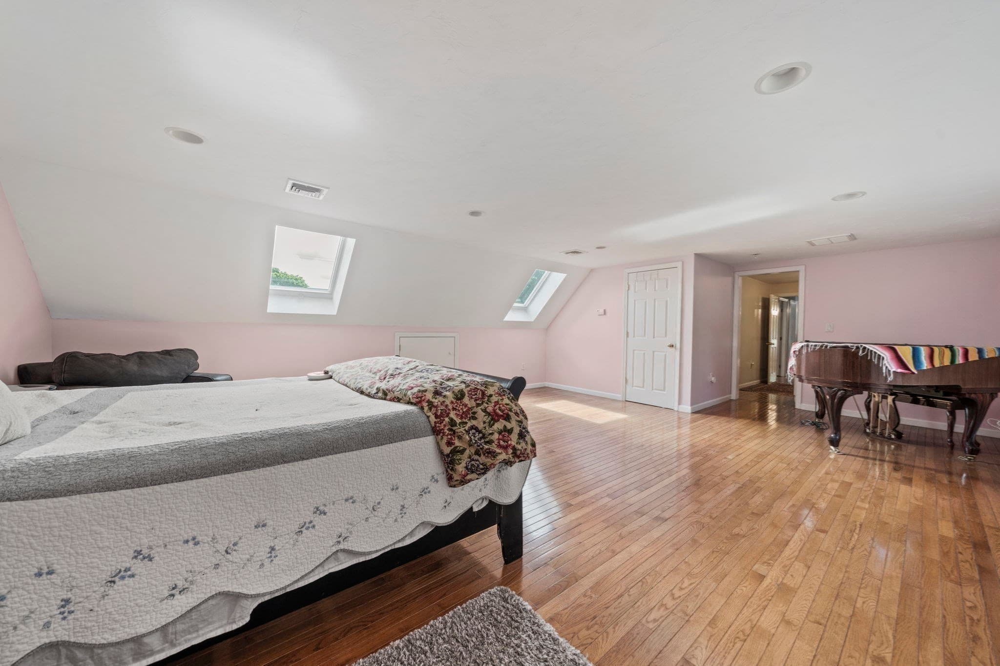 Single Family Residence at 6 Country Way, Marshfield MA 02050, photo 22 of 36