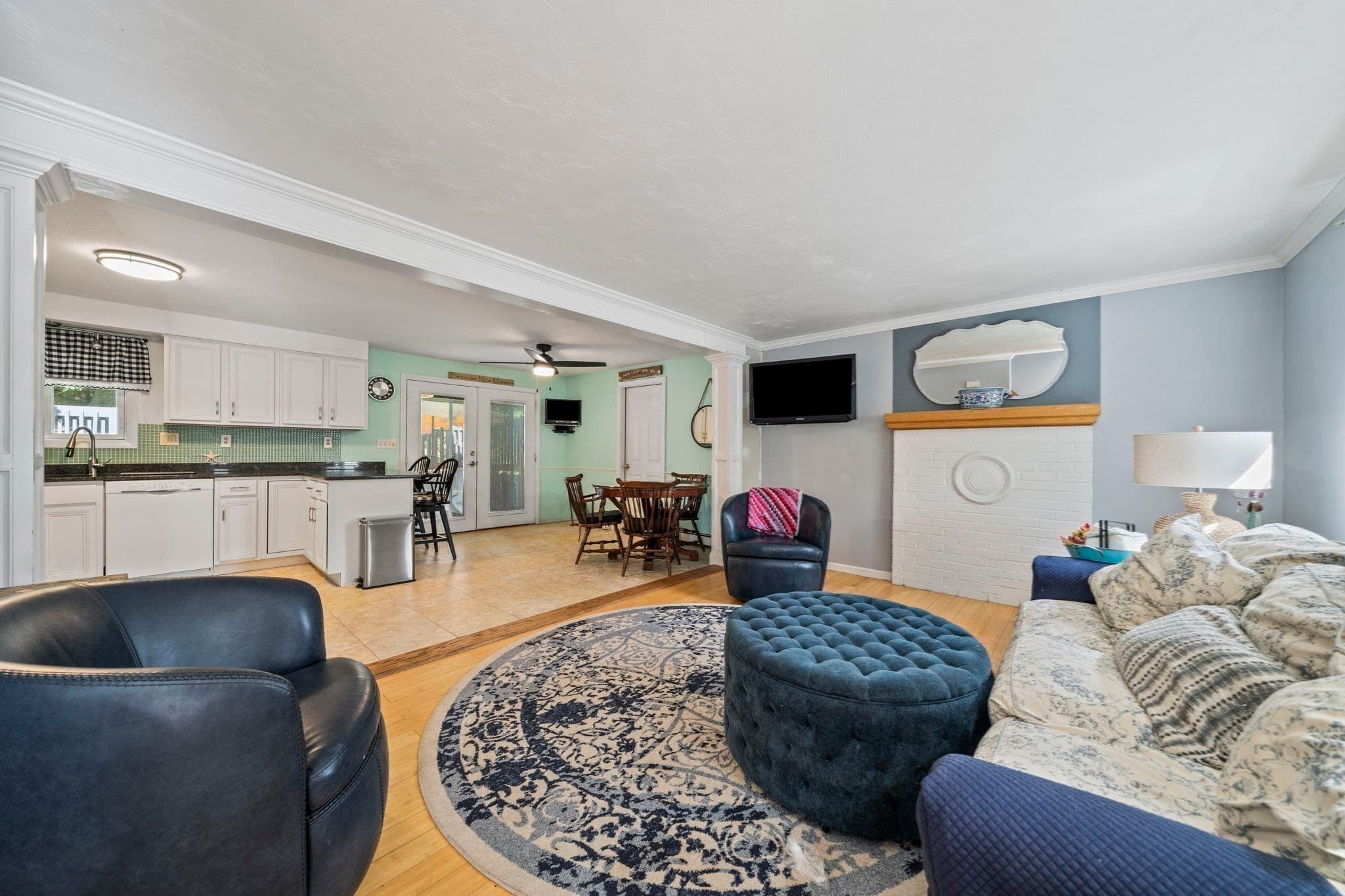 Single Family Residence at 6 Country Way, Marshfield MA 02050, photo 5 of 36