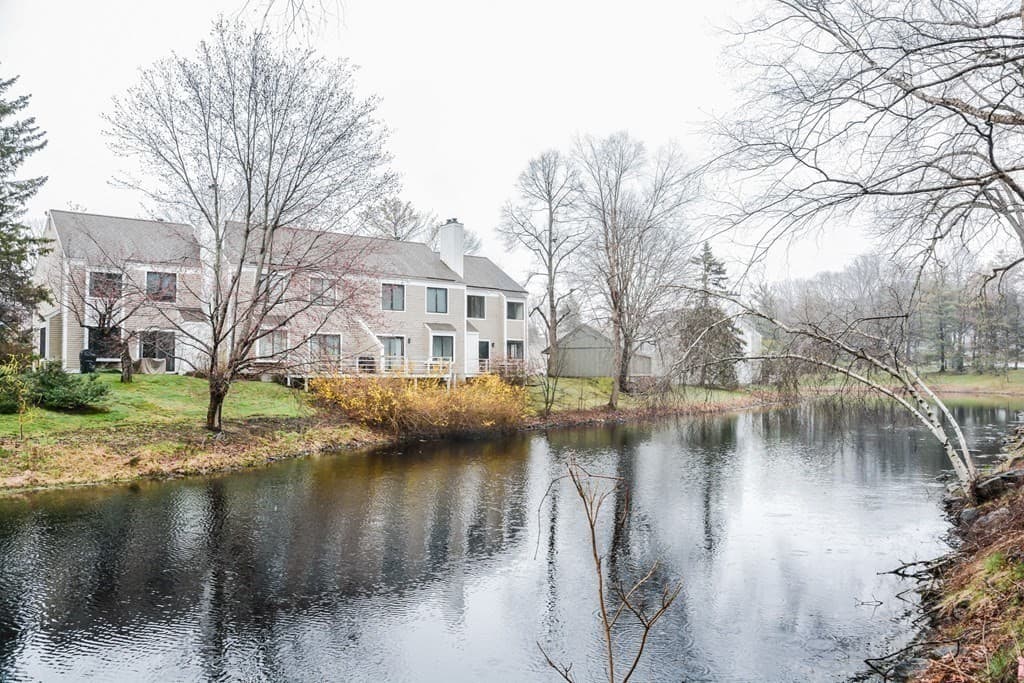 Condominium at 21 Concord Green # 8, Concord MA 01742, Concord, photo 3 of 11