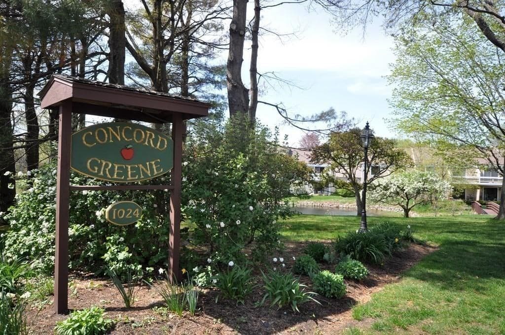 21 Concord Green # 8, Concord MA 01742