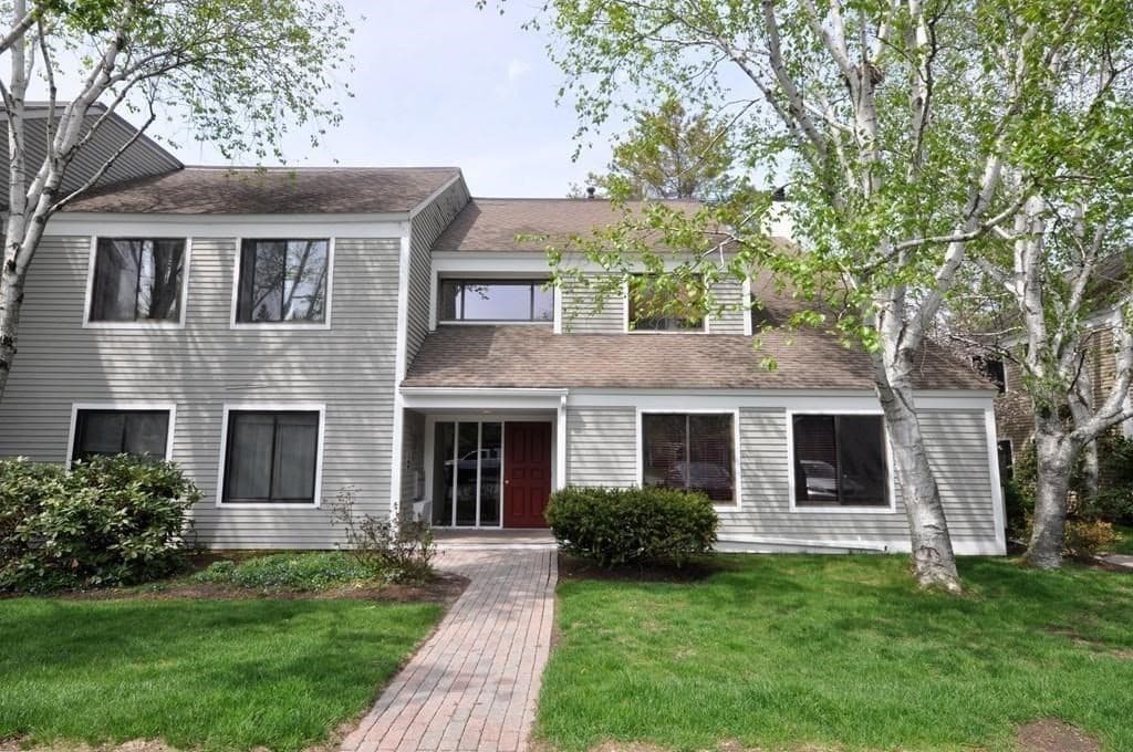 Condominium at 21 Concord Green # 8, Concord MA 01742, Concord, photo 4 of 11